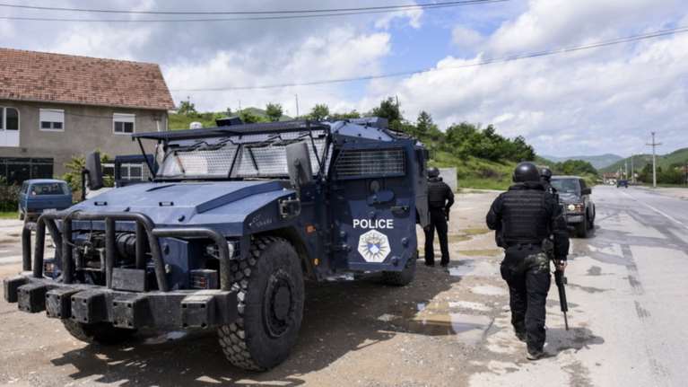 Εκτονώνεται η ένταση στο βόρειο Κόσοβο - 29 συλλήψεις