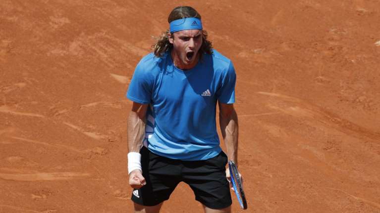 Ακάθεκτος συνεχίζει ο Στέφανος Τσιτσιπάς στο Ρολάν Γκαρός