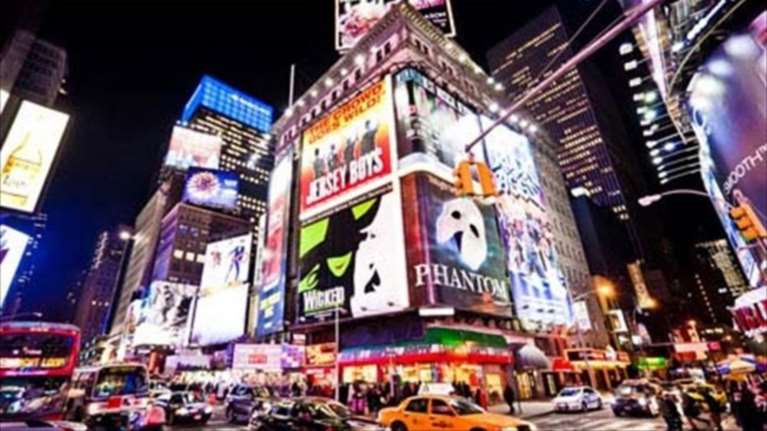 Σεζόν ρεκόρ για το Μπρόντγουεϊ: Στα 1,82 δισ. δολ. ο κύκλος εργασιών