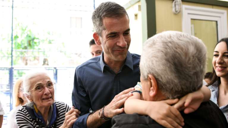 Mπακογιάννης: Ολοι μαζί μπορούμε να κρατήσουμε την Αθήνα ψηλά