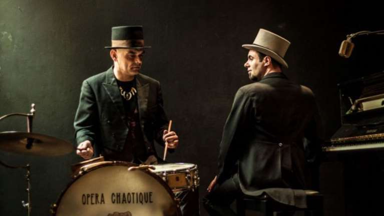 Opera Chaotique: η μπάντα που δεν πρέπει να χάσετε σε μια εμφάνιση