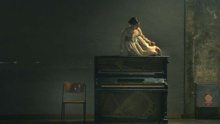 Ζωή Χατζηαντωνίου: Η αυτοκτονία είναι πανωλεθρία και θρίαμβος