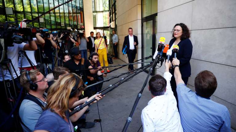 Politico: Τέσσερα σενάρια για το μέλλον στη Γερμανία