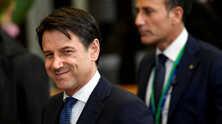 Kυβερνητική κρίση και στην Ιταλία-συνέντευξη Τύπου Κόντε