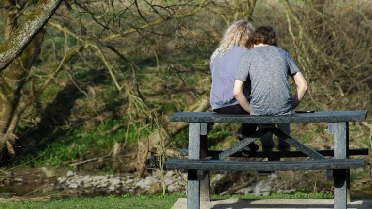 Κίνδυνος ακραίων σεξουαλικών συμπεριφορών στους εφήβους λόγω αϋπνίας