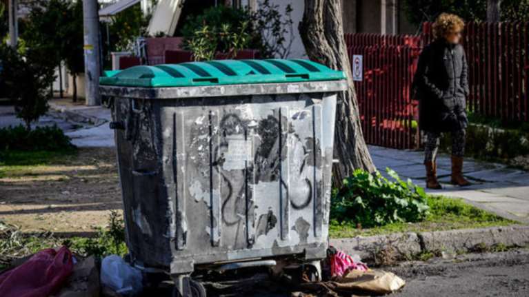 Βρέθηκαν ανθρώπινα οστά σε κάδο απορριμμάτων στο Ηράκλειο