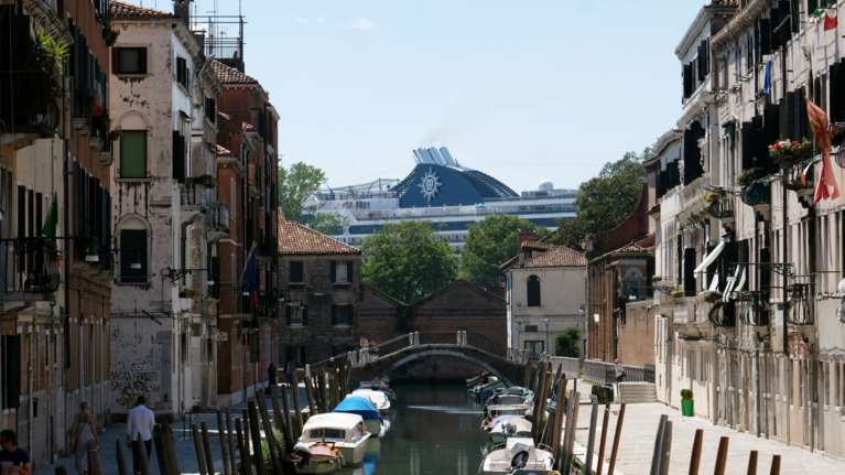 Η Ρώμη έχει στόχο να αρχίσει συνομιλίες με την Ευρωπαϊκή Επιτροπή