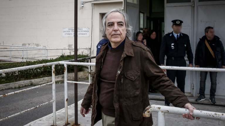 Ξανά στο νοσοκομείο Βόλου για εξετάσεις ο Κουφοντίνας