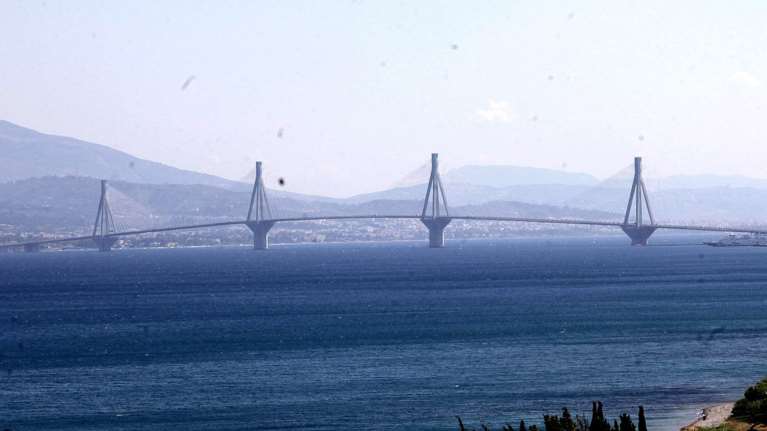 Κυκλοφοριακές ρυθμίσεις την Κυριακή στη Γέφυρα Ρίου - Αντιρρίου