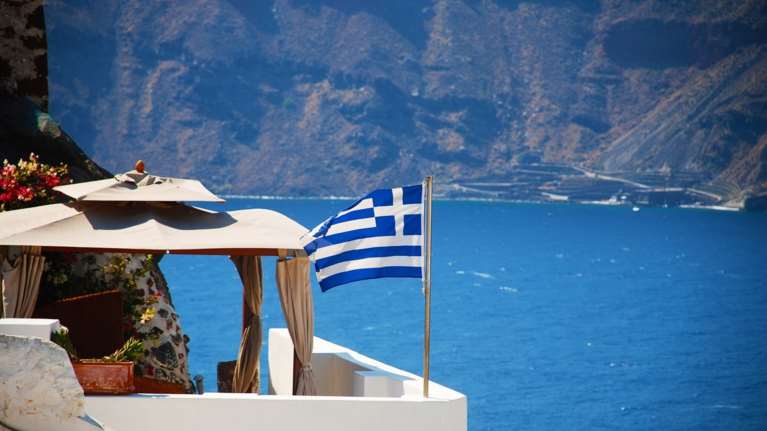 Σε Μύκονο και Σαντορίνη τα πιο ακριβά ξενοδοχεία στη Μεσόγειο