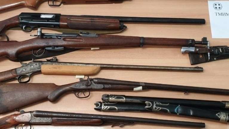 Βρέθηκε οπλοστάσιο στην Πέλλα: Συνελήφθη 49χρονος