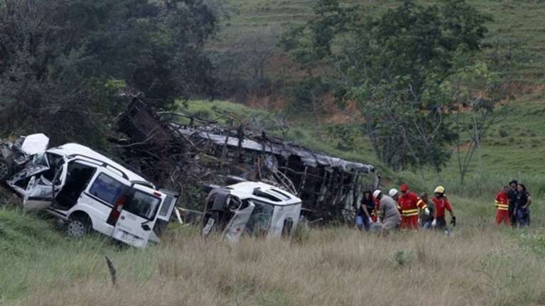 Βραζιλία: Τουλάχιστον 10 νεκροι σε δυστύχημα με λεωφορείο