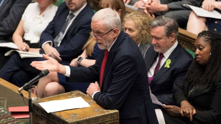 Brexit: Οι Εργατικοί προωθούν ψηφοφορία για έλεγχο της διαδικασίας