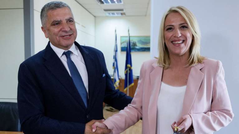 Πατουλης - Δούρου: Αμοιβαία συνεργασία για το καλό των πολιτών