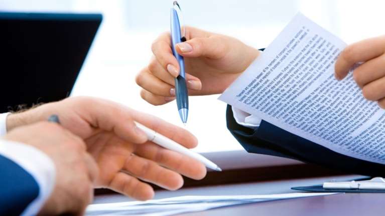 Εξωδικαστικός μηχανισμός για επιχειρήσεις με χρέη έως 300.000 ευρώ