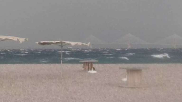 Ξαφνικό μπουρίνι στην Πάτρα - Αγνοείται άνδρας στη Ναυπακτία (φωτό&amp;βίντεο)