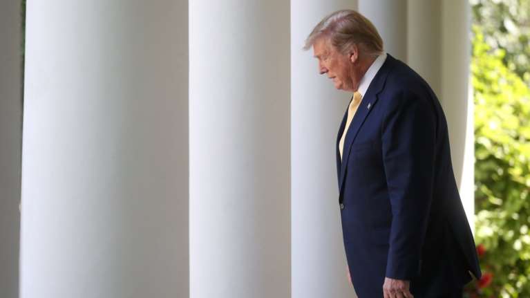 Ο Τραμπ πίσω από πέντε Δημοκρατικούς σε δημοσκόπηση του FOX