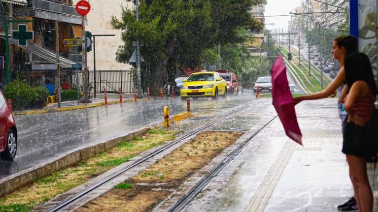 Άστατος ο καιρός-Βροχές, ισχυρές καταιγίδες και χαλάζι