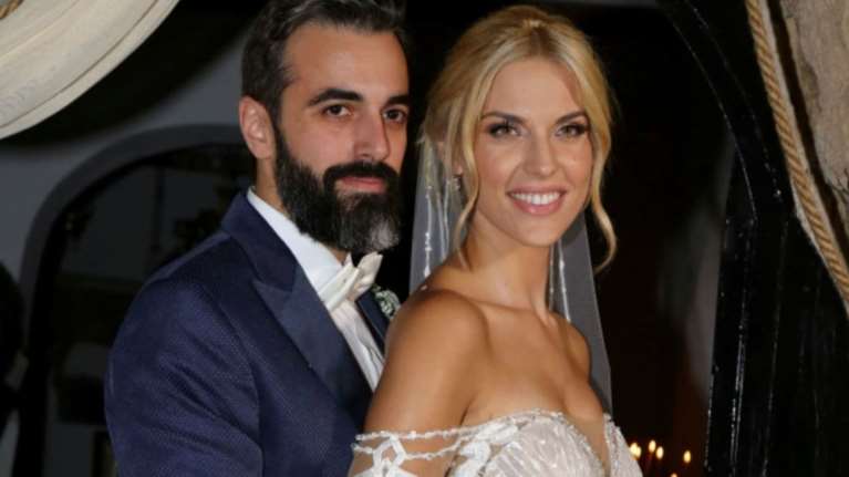 Μαντώ Γαστεράτου: έγκυος στο πρώτο της παιδί 9 μήνες μετά τον γάμο της