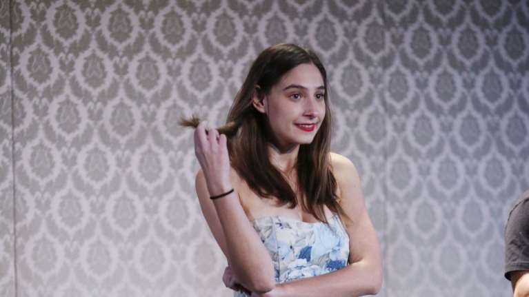 Η Φωτεινή Αθερίδου με μαγιό δείχνει τη φουσκωμένη της κοιλίτσα