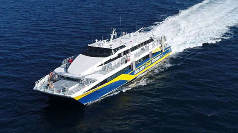 Επιστρέφει στον Πειραιά λόγω βλάβης το Supercat με 127 επιβάτες