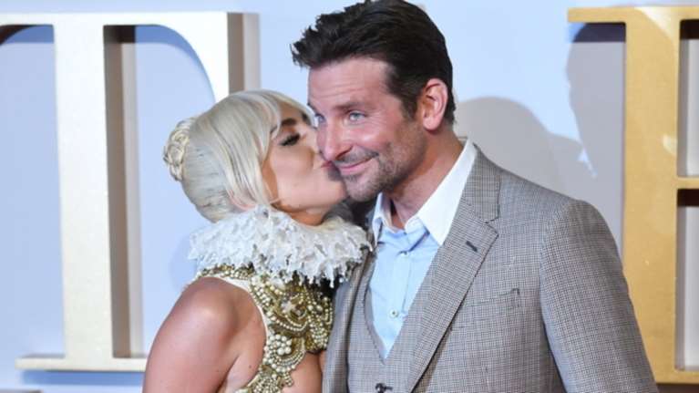 Μπράντλεϊ &amp; Lady Gaga θα αποκαλύψουν τη σχέση τους σύντομα- Το δημοσίευμα