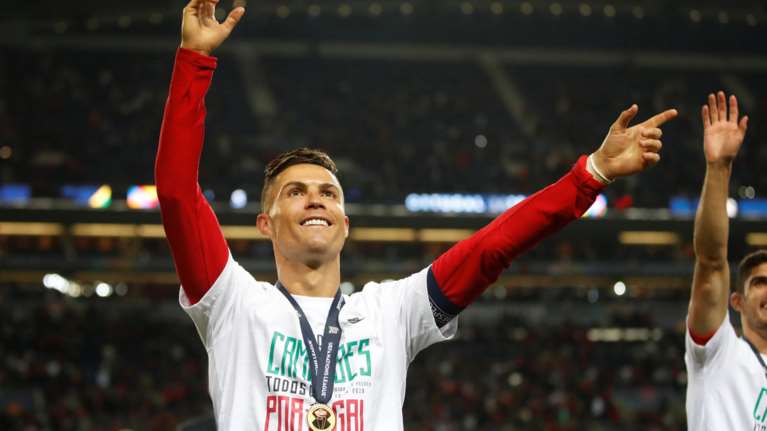 Ποιο είναι το αγαπημένο ελληνικό τραγούδι του Ρονάλντο;