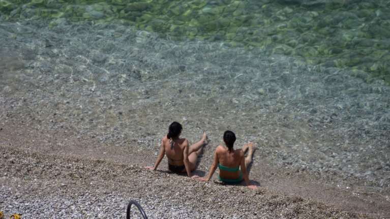 Μίνι καύσωνας το Σαββατοκύριακο-περιορίζεται η αστάθεια