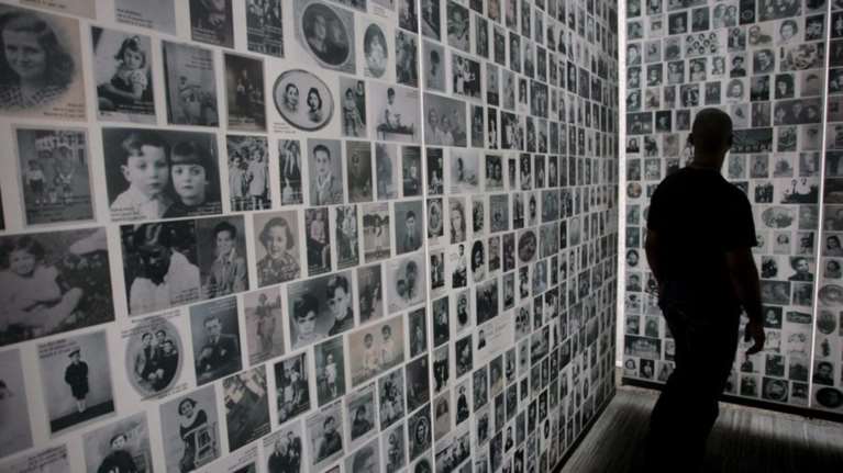 Ο Χ.Χ.Λάνγκ μιλά για τις γυναίκες πειραματόζωα των γερμανικών στρατοπέδων