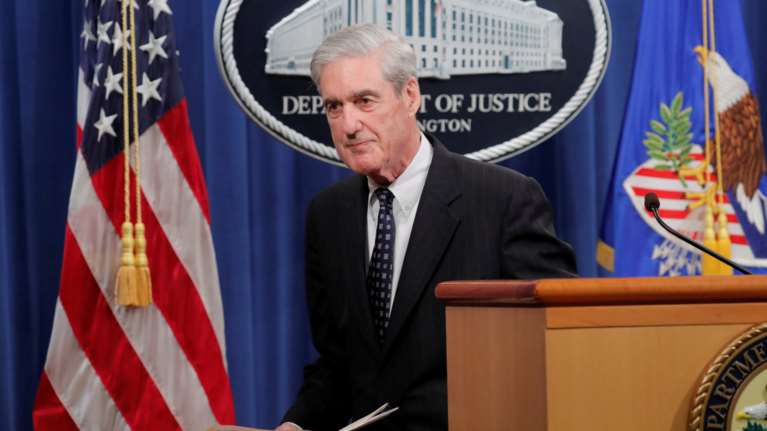 Ο Ρόμπερτ Μάλερ καταθέτει στο Κογκρέσο στις 17 Ιουλίου