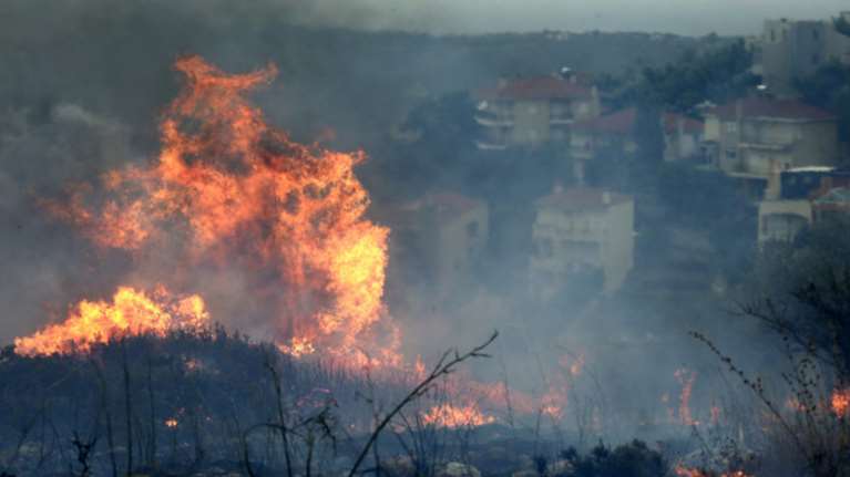 Πολύ υψηλός κίνδυνος πυρκαγιάς και την Πέμπτη