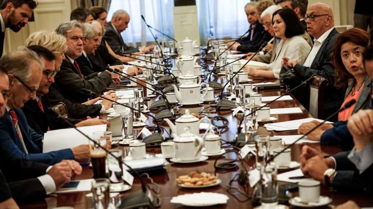 Αιχμές από τα κόμματα για το Συμβούλιο του ΕΣΕΠ