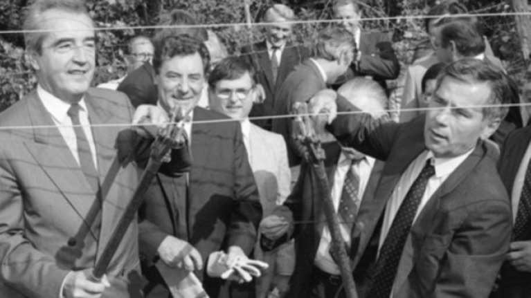 «Σιδηρούν Παραπέτασμα»: Τριάντα χρόνια από το τέλος του