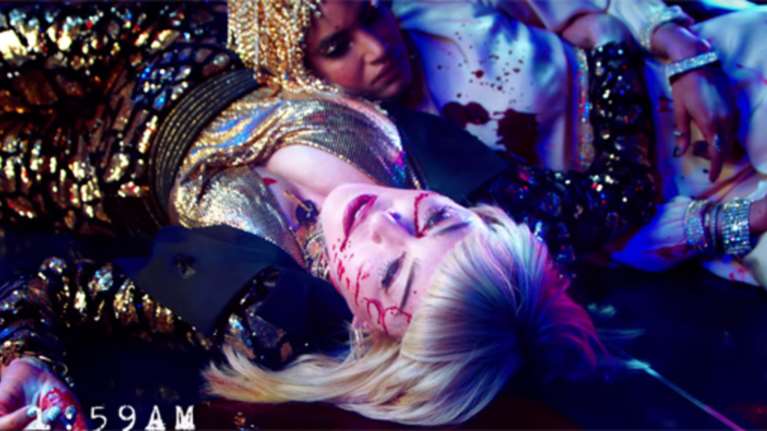 Δυνατό μήνυμα της Μαντόνα, με σκηνές βίας, ενάντια στην οπλοκατοχή