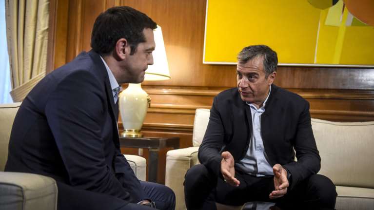 Η απάντηση Θεοδωράκη για το «δίαυλο επικοινωνίας» με Τσίπρα