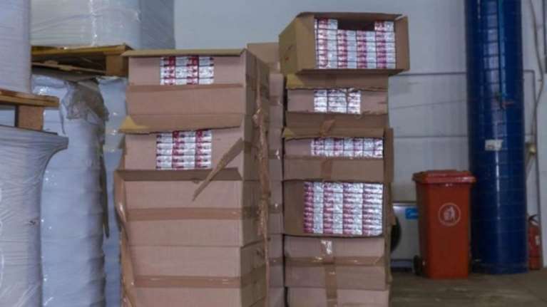 Θεσσαλονίκη: Εξάρθρωση πολυμελούς κυκλώματος λαθραίων τσιγάρων