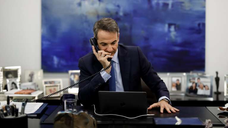 Τηλεφωνική επικοινωνία Μητσοτάκη με την Ούρσουλα Φον Ντερ Λάιεν