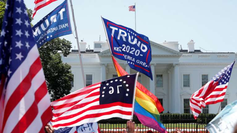 Τραμπ για μετανάστες:Καλύτερα σε κέντρα κράτησης απ’ ότι στην πατρίδα τους