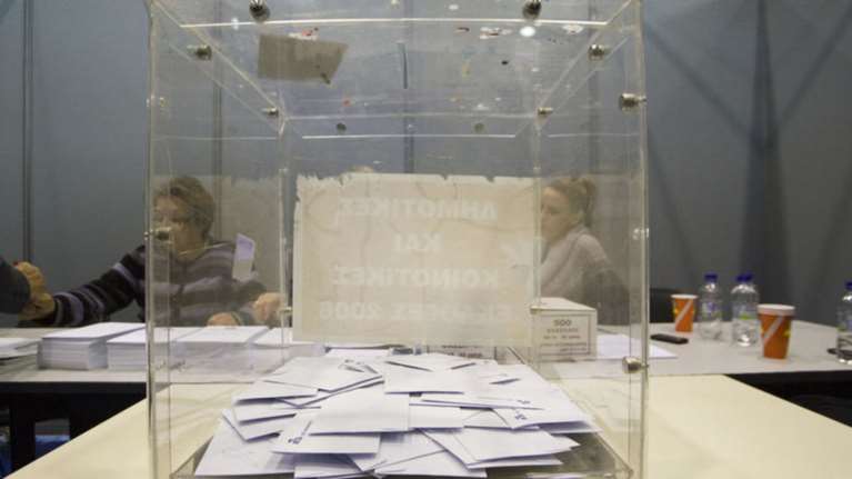 Γκάλοπ των γκάλοπ: Τι δείχνουν οι 17 τελευταίες δημοσκοπήσεις