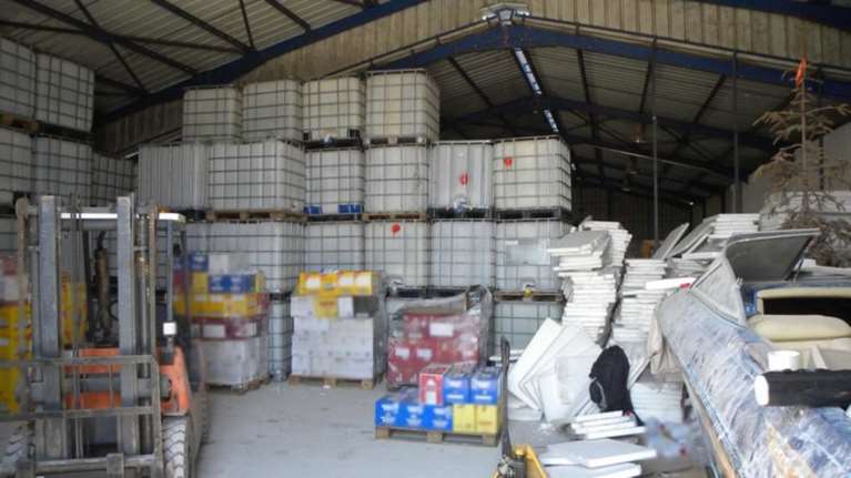 Κύκλωμα λαθρεμπορίου αλκοολούχων ποτών και ελαίων εξάρθρωσε το ΣΔΟΕ