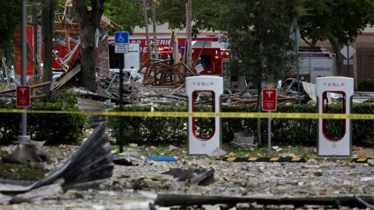 Ισχυρή έκρηξη με τραυματίες σε εμπορικό κέντρο στη Φλόριντα (βίντεο)