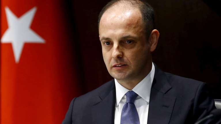 Σε ελεύθερη πτώση η τουρκική λίρα -άλλαξε ο κεντρικός τραπεζίτης