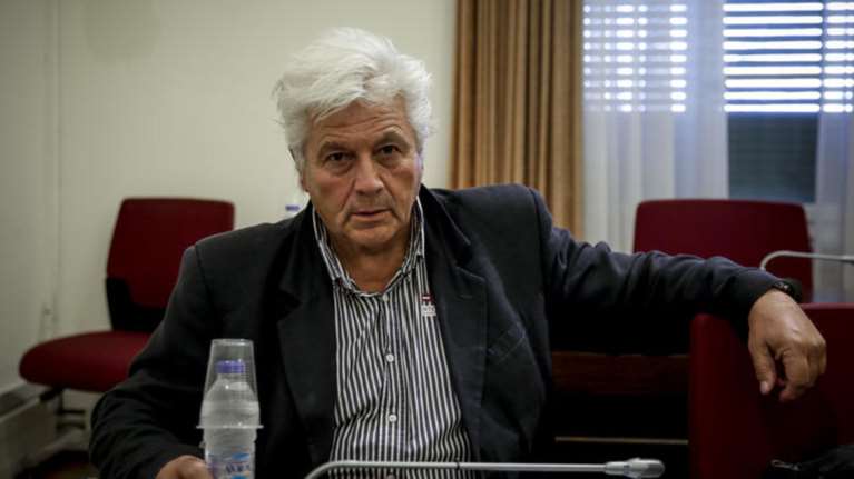 Στη Βουλή ο Παπαχριστόπουλος, εκτός ο Κουρουμπλής