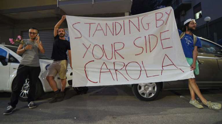 Η ΜΚΟ της Ρακέτε θα μοιραστεί τα χρήματα των δωρεών με άλλες οργανώσεις