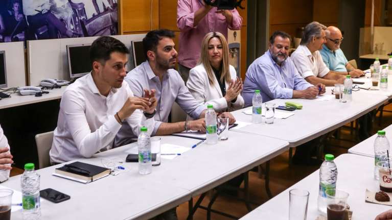 Μήνυμα Γεννηματά: Οι επιρρεπείς στην «καρέκλα» να φύγουν τώρα