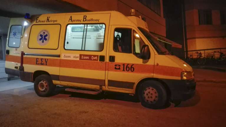 Νεκρή 39χρονη στο Χαϊδάρι που παρασύρθηκε από απορριματοφόρο