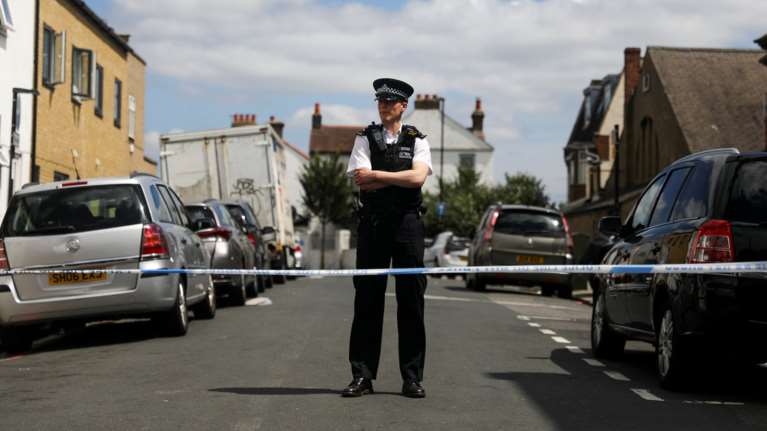 Σύλληψη 25χρονου στο Λονδίνο για τη δολοφονία εγκύου 8 μηνών