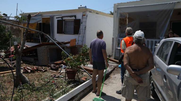 Αυτοψία: Ζημιές σε σχολεία και δημόσια κτίρια της Χαλκιδικής