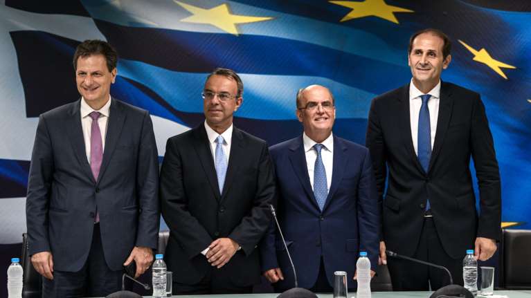 Στο Μέγαρο Μαξίμου το Σάββατο το οικονομικό επιτελείο