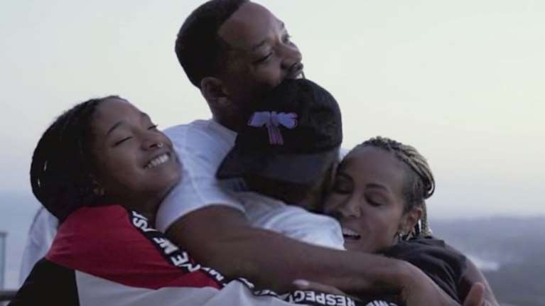 Ο Γουίλ Σμιθ διακοπές στην Ελλάδα: με σκάφος, σύζυγο &amp; παιδιά (βίντεο)